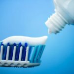 На что нужно обращать внимание при выборе зубной пасты?